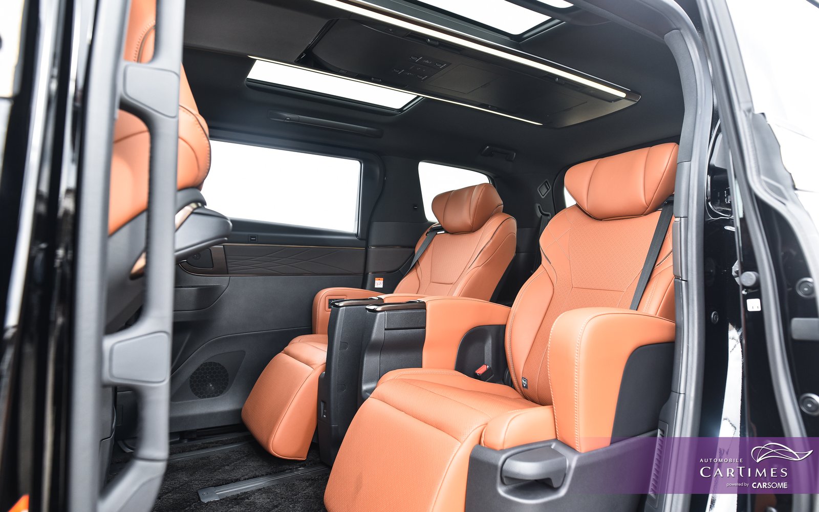 Toyota Vellfire 2.5Z Hybrid Premier photo 9